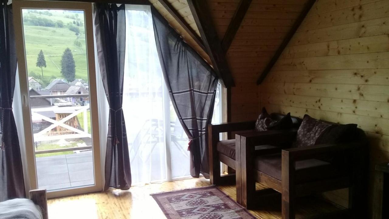 Hotel "Файна Хата" Synevyrsʼka Polyana Exterior foto