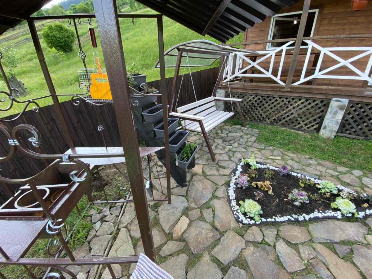 Hotel "Файна Хата" Synevyrsʼka Polyana Exterior foto