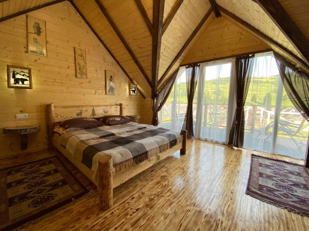 Hotel "Файна Хата" Synevyrsʼka Polyana Exterior foto
