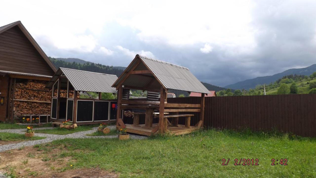 Hotel "Файна Хата" Synevyrsʼka Polyana Exterior foto