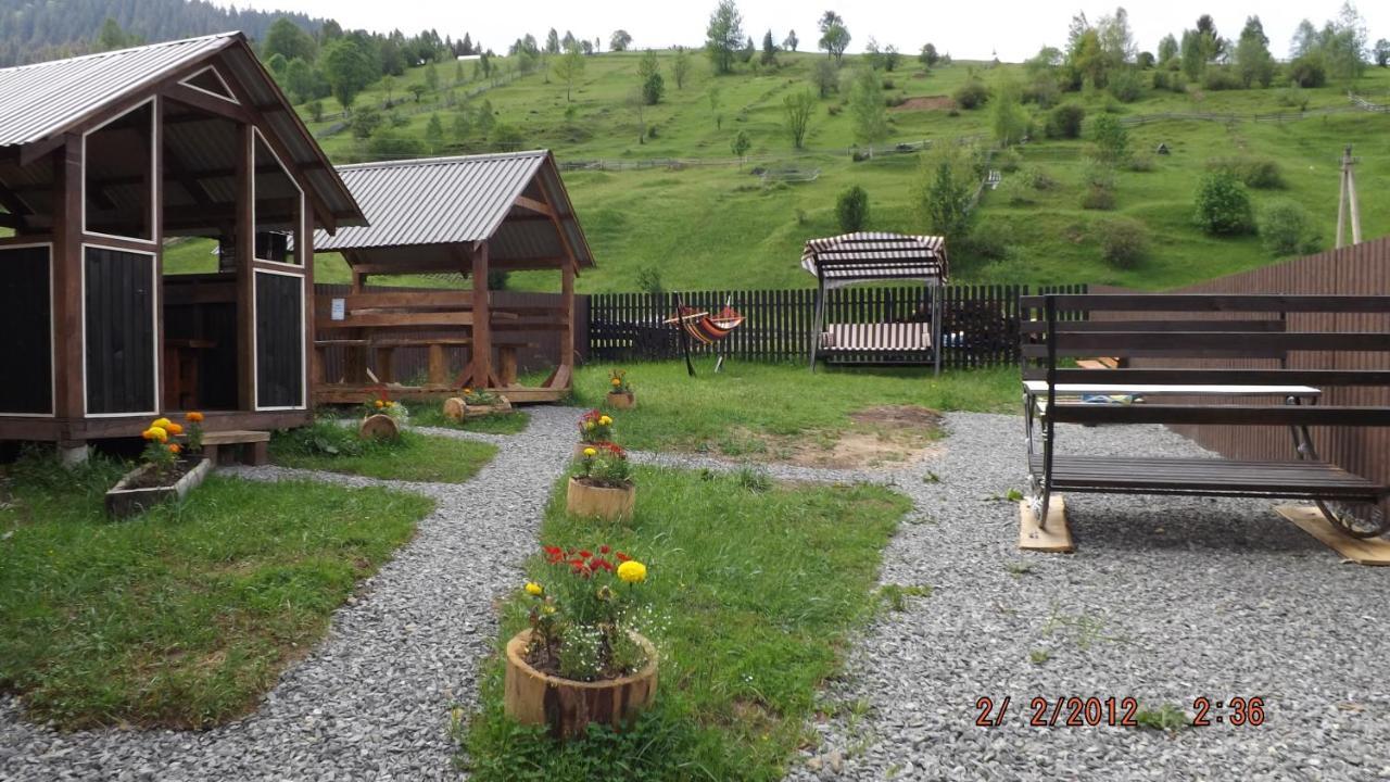 Hotel "Файна Хата" Synevyrsʼka Polyana Exterior foto